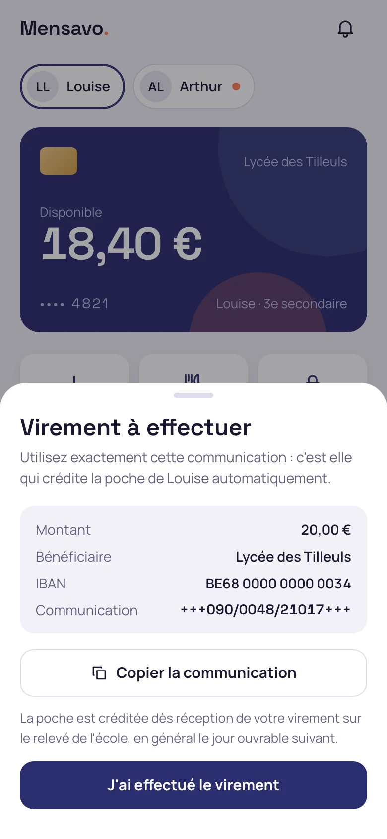 Fiche de virement affichée dans le portail Mensavo, avec le montant, l'IBAN et la communication structurée propre à l'élève.